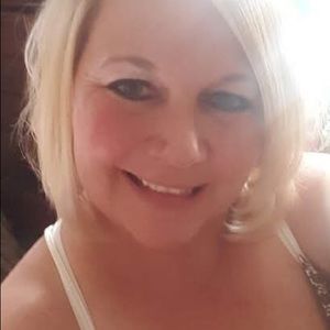 Meet your Posher, Chrystal